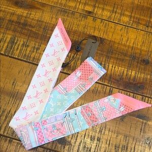Louis Vuitton Pink and Blue slim versatile Scarf